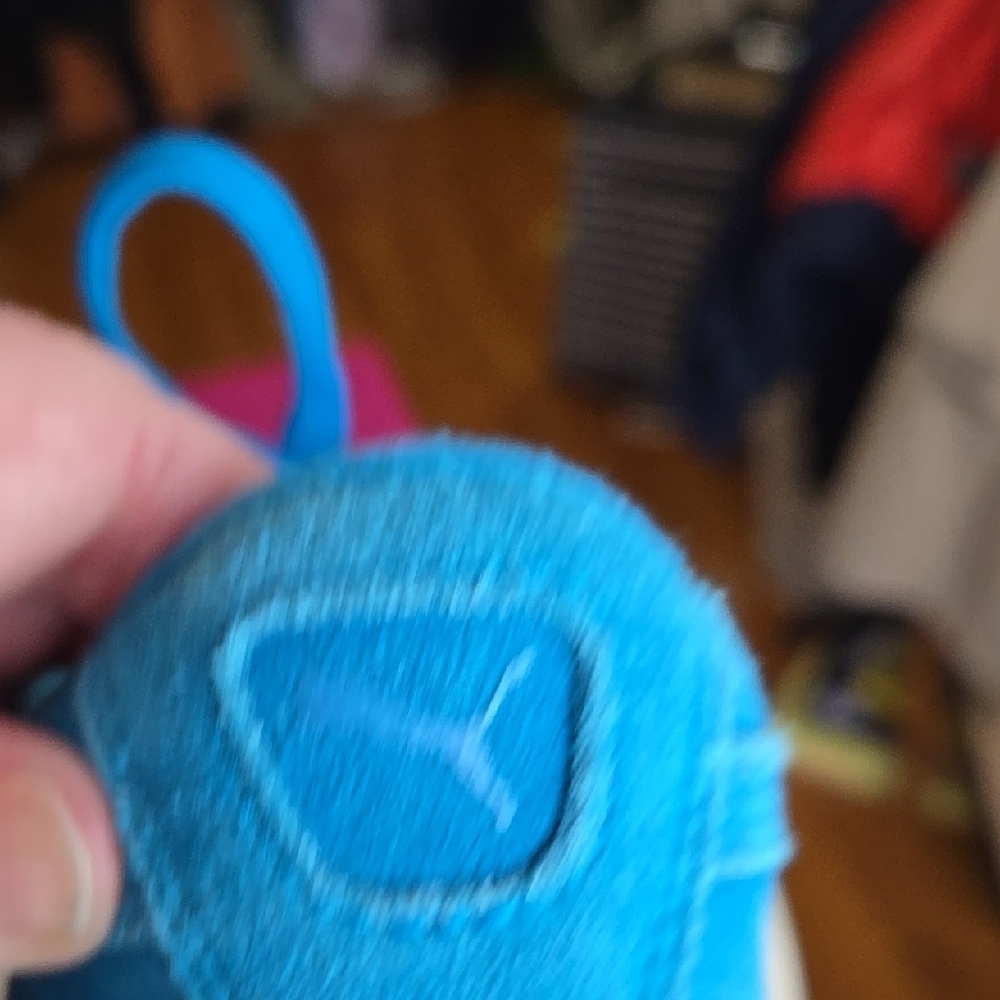 Puma Brand, Blue Kids Sneakers Youth Size 7. - Picture 5 of 12